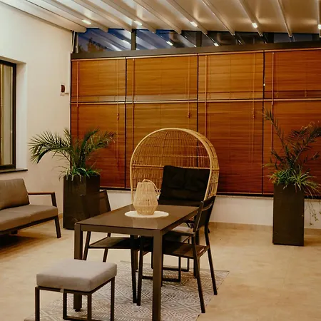 בוטוסאני Best House מראה חיצוני תמונה
