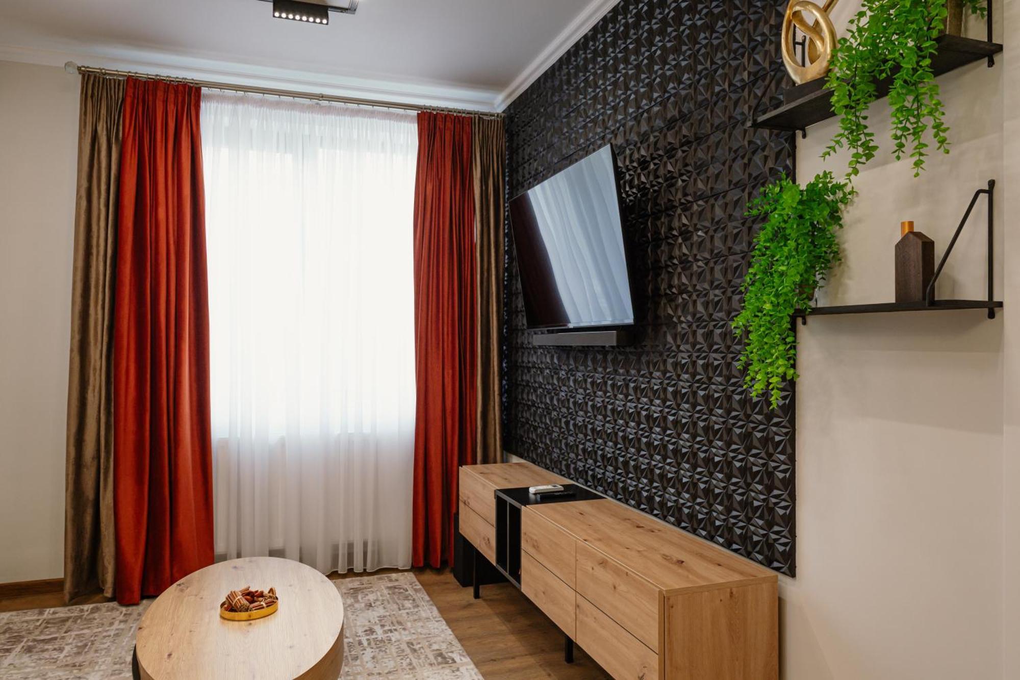 Apartment House *